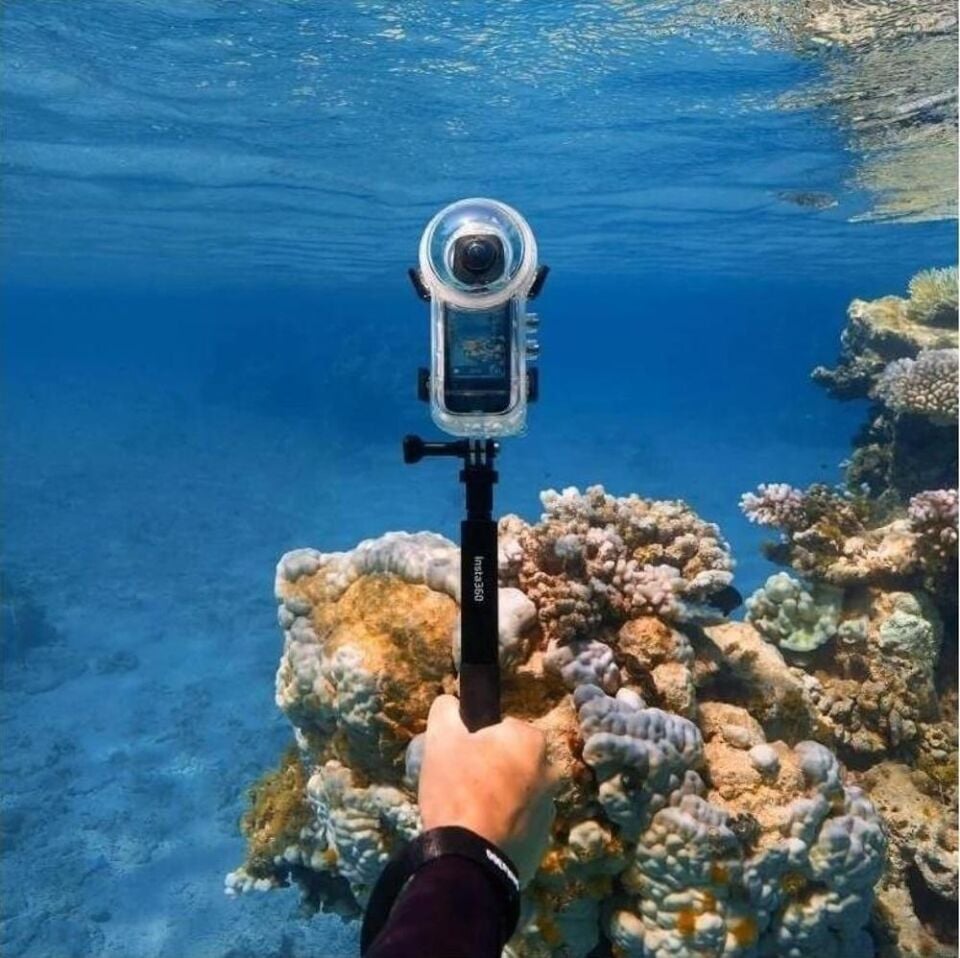 Insta360 X4 Aksiyon Kamerası - Görünmez Dalış Kiti
