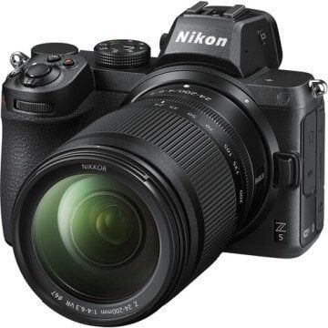 Nikon Z5 24-200mm Lensli Kit