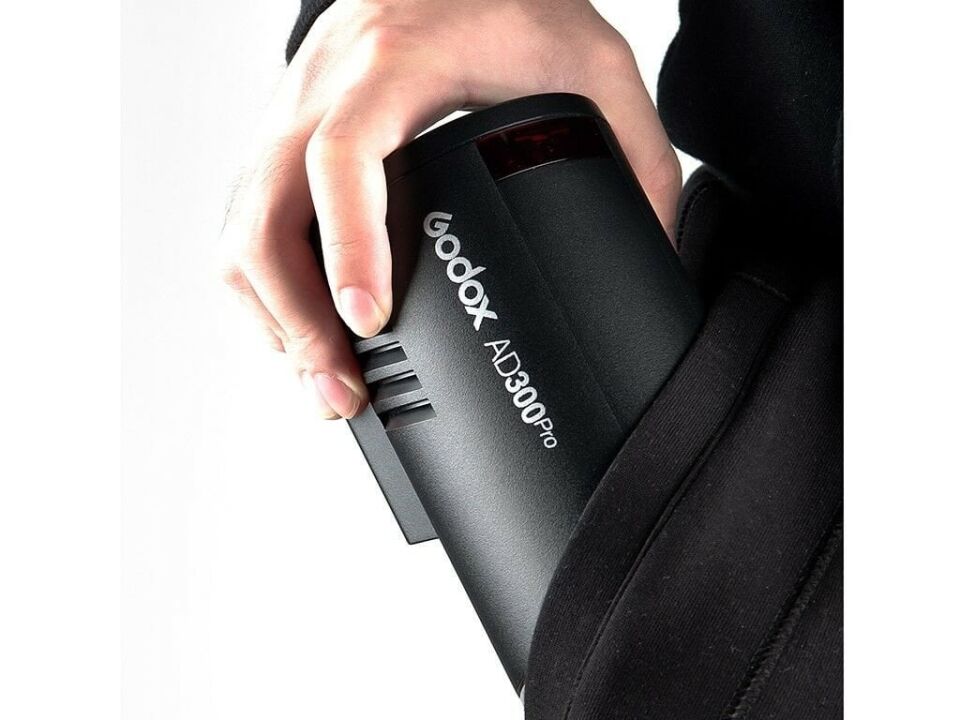 Godox AD300Pro Taşınabilir Flaş Kit