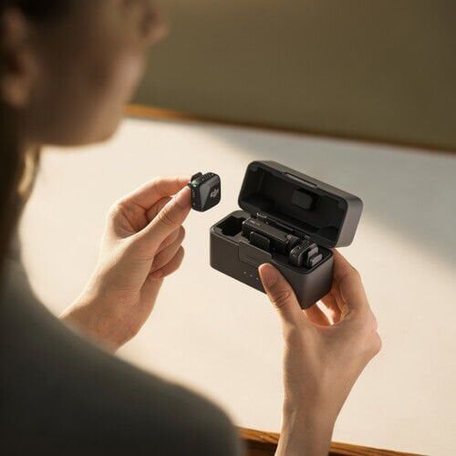 DJI Mic Mini İki Kişilik Kompakt Kablosuz Mikrofon Sistemi (2TX+1RX+Charging Case)