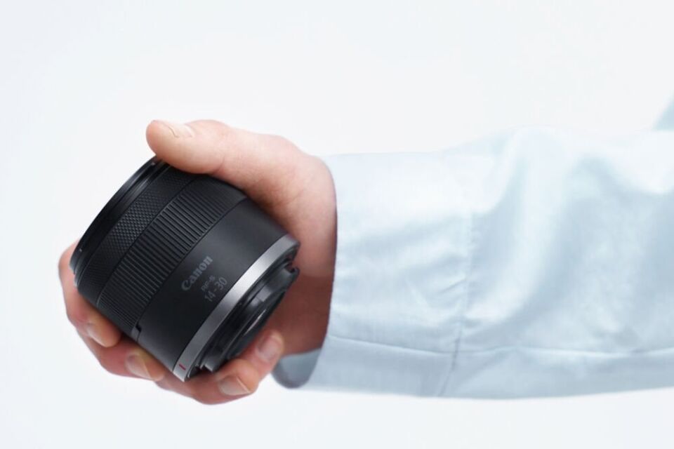 Canon RF-S 14-30mm f/4-6.3 IS STM PZ Lens