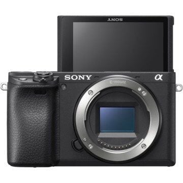 Sony A6400 Body + Sigma 16mm DC DN F1.4 Lens