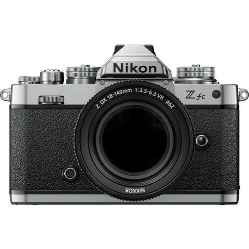 Nikon Z fc 18-140mm VR Lens
