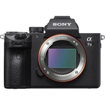 Sony A7 III 24-105mm F4 OSS Lensli Kit