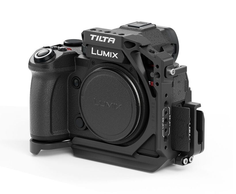 Tilta TA-T50-HCC-B Panasonic  S5 II/IIX için Yarım Kamera Kafesi