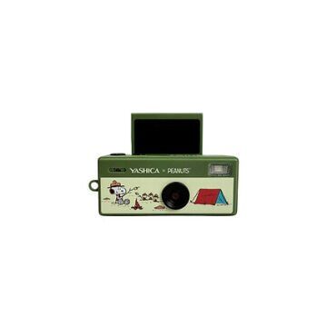 Yashica x Peanuts Funtastic Keychain Camera(Snoopys Summit)