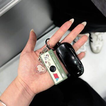 Yashica x Peanuts Funtastic Keychain Camera(Snoopys Summit)
