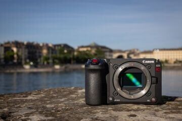Canon EOS C50 Body + RF 24-70mm f/2.8L IS USM Lens