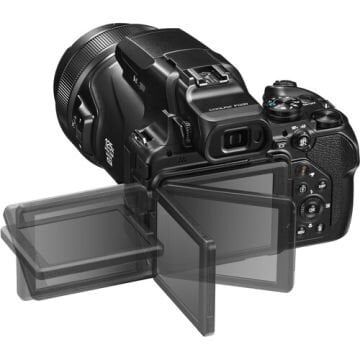 Nikon Coolpix P1100 Dijital Fotoğraf Makinesi