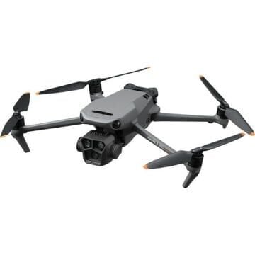 DJI Mavic 3 Pro Fly More Combo (DJI RC Pro)