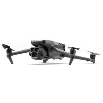 DJI Mavic 3 Pro Fly More Combo (DJI RC Pro)