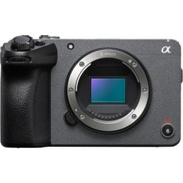 Sony FX30 Body + Sony E 10-20mm f/4 PZ G Lens