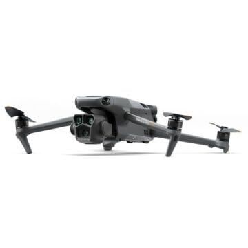 DJI Mavic 3 Pro Fly More Combo (DJI RC)